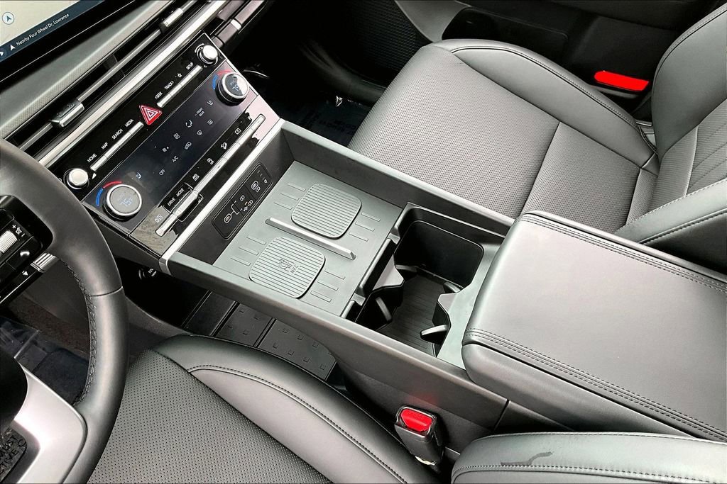 Used 2025 Hyundai Santa Fe XRT image 14