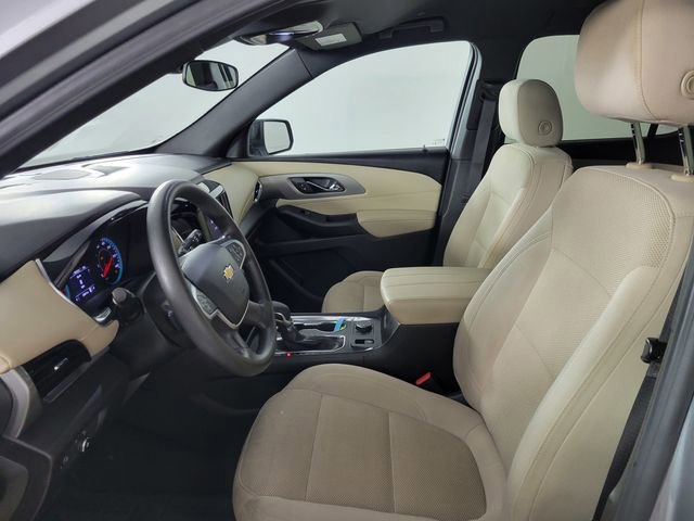 Used 2023 Chevrolet Traverse LS image 13