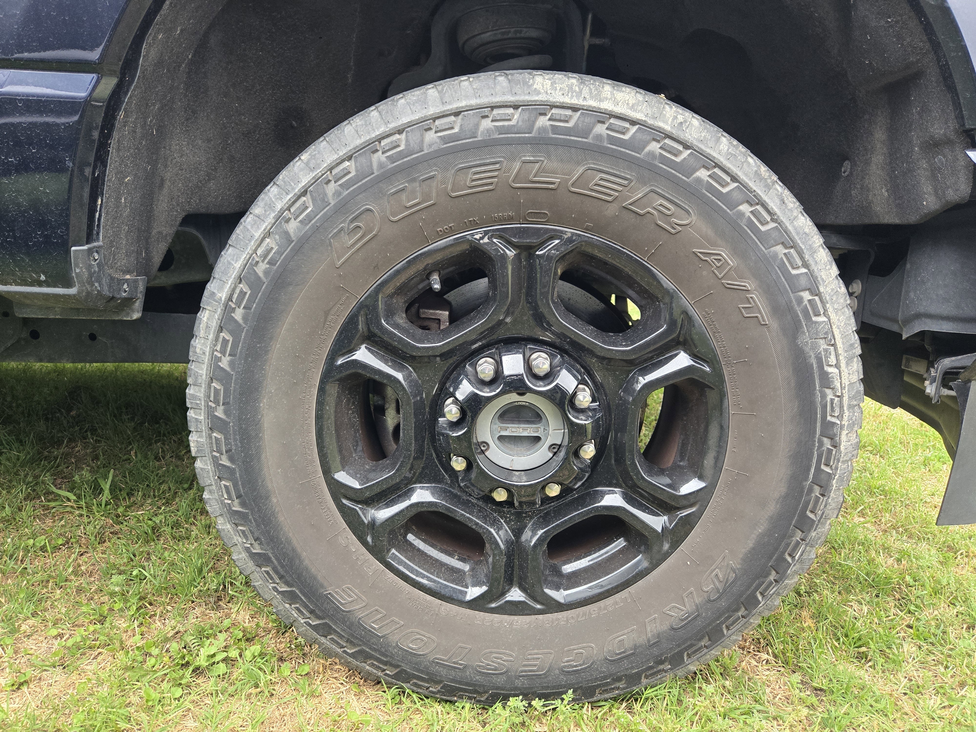 Certified 2023 Ford F250 XL w/ STX Appearance Package AWD/4WD image 9