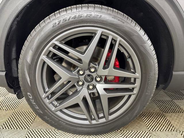 Certified 2025 Ford Explorer ST image 13