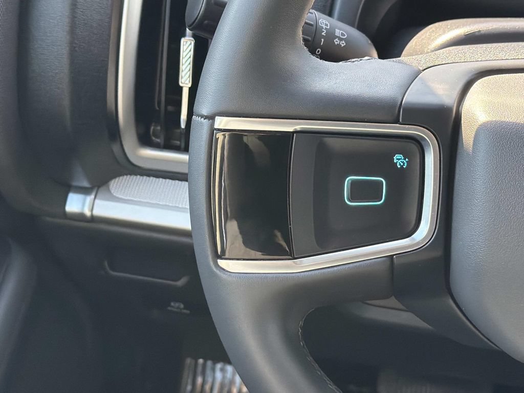 Certified 2025 Ford Expedition Active RWD image 13
