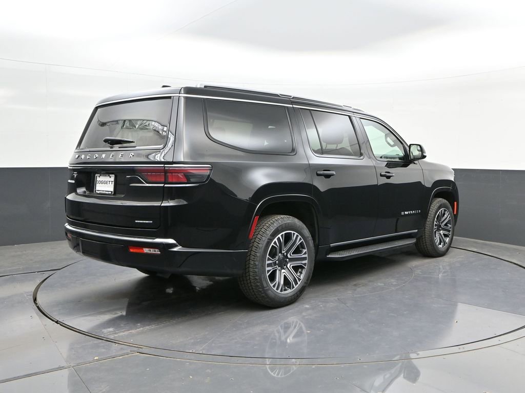 Used 2024 Jeep Wagoneer Series II image 11