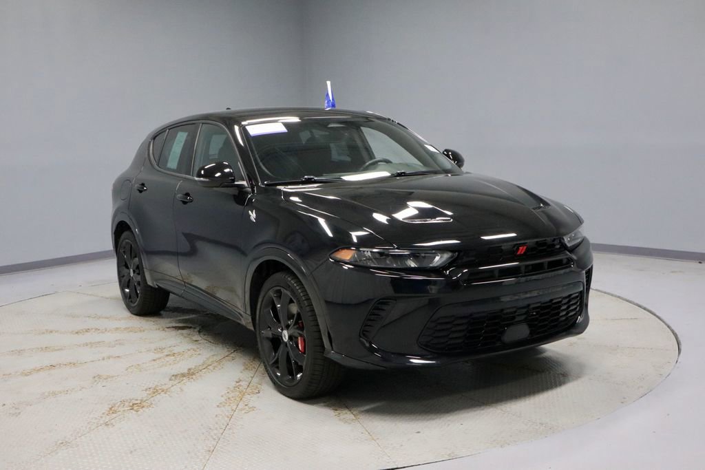 Used 2024 Dodge Hornet R/T w/ Track Pack AWD/4WD image 1