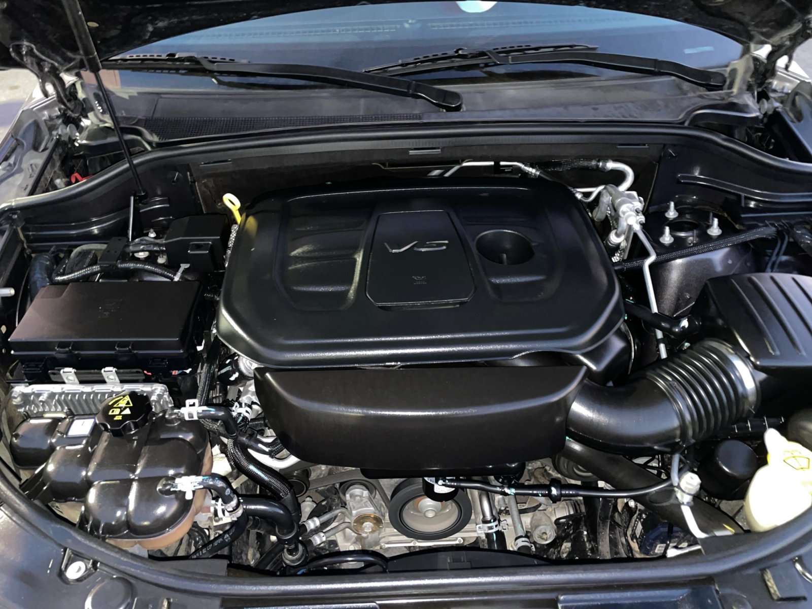 Used 2020 Dodge Durango SXT image 33