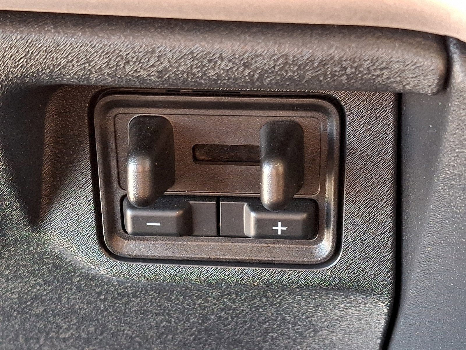 Certified 2025 Ford Expedition Max Active image 22