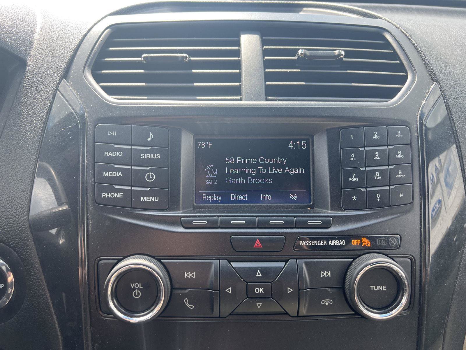 Certified 2019 Ford Explorer XLT AWD/4WD image 10