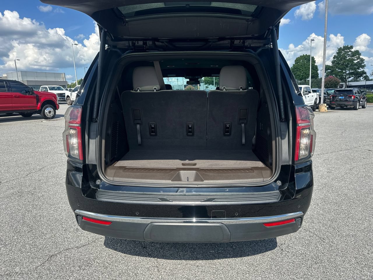 Used 2023 Chevrolet Tahoe LT RWD image 20