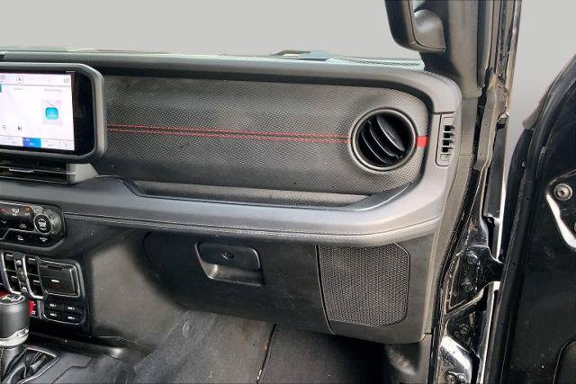 Used 2025 Jeep Wrangler Unlimited Rubicon AWD/4WD image 19