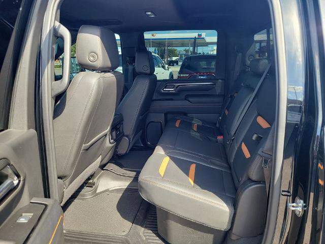 Used 2024 GMC Sierra 2500 AT4 w/ AT4 Premium Plus Package AWD/4WD image 12