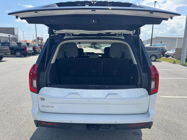 Certified 2025 Ford Expedition Active image 18