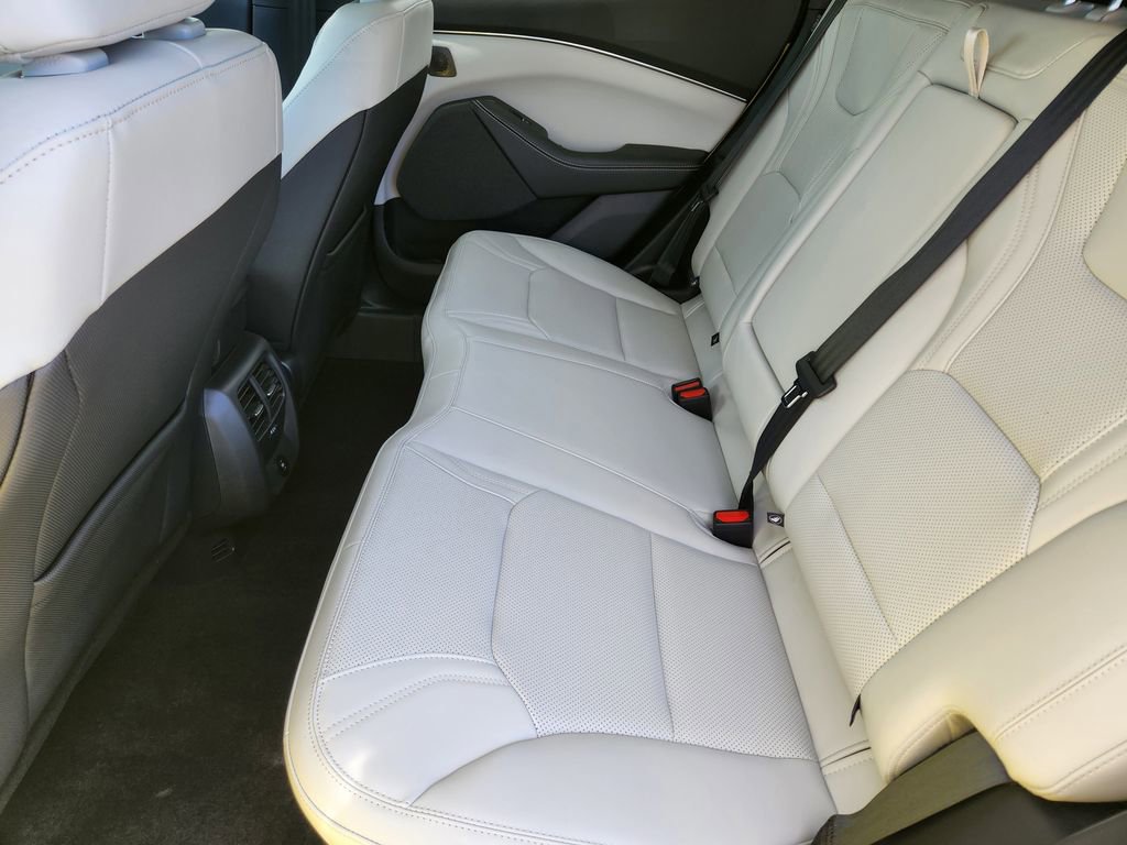 Certified 2025 Ford Mustang Mach-E Premium image 13