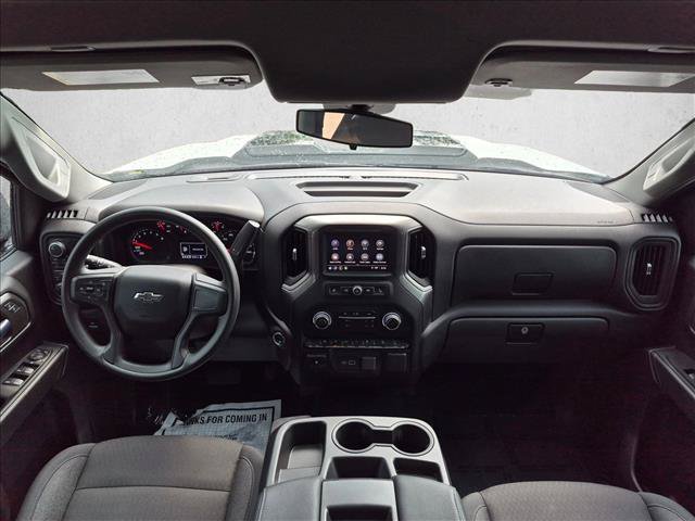 Used 2025 Chevrolet Silverado 1500 Custom Trail Boss AWD/4WD image 16