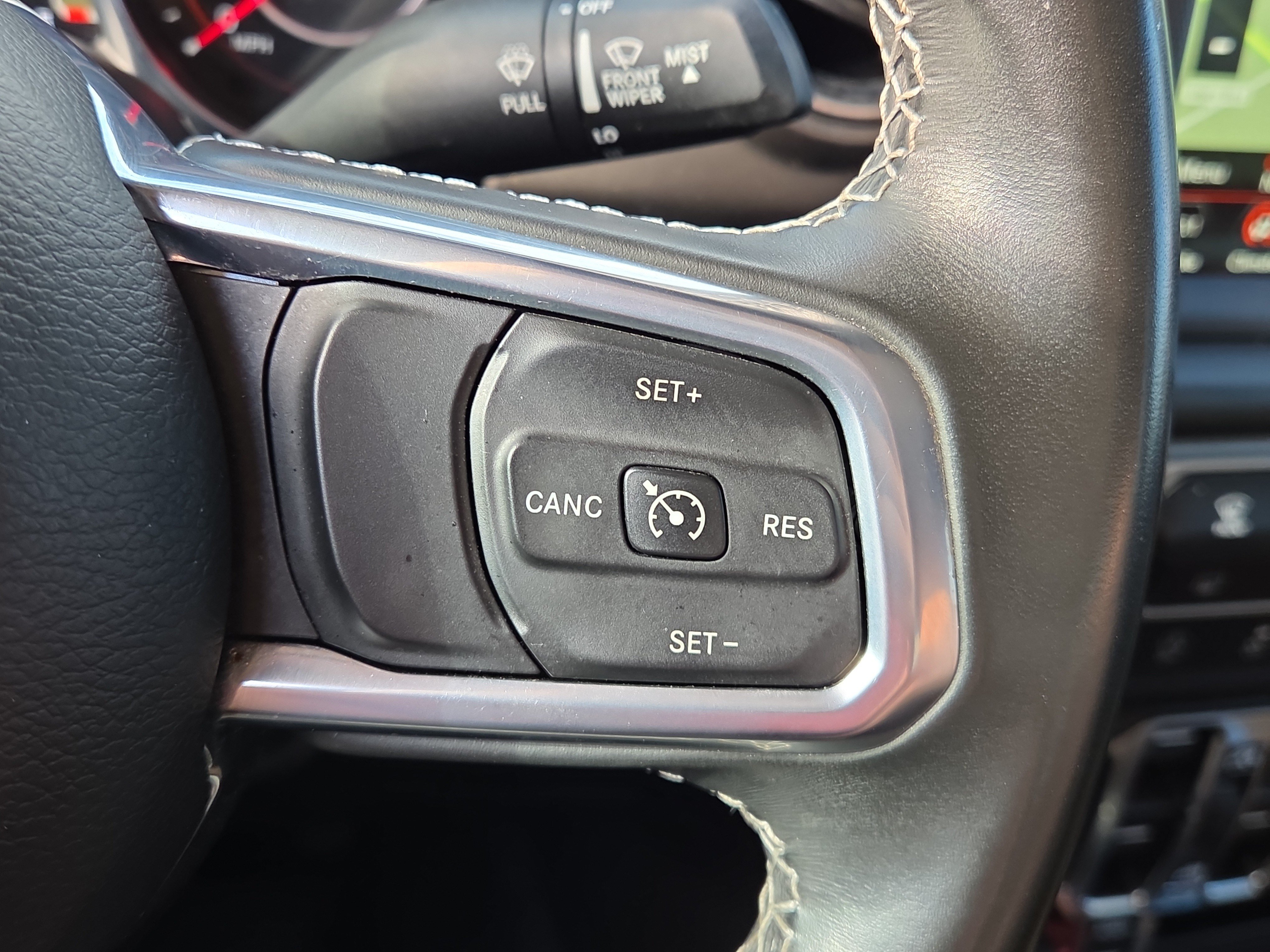 Used 2022 Jeep Gladiator Rubicon w/ LED Lighting Group AWD/4WD image 22