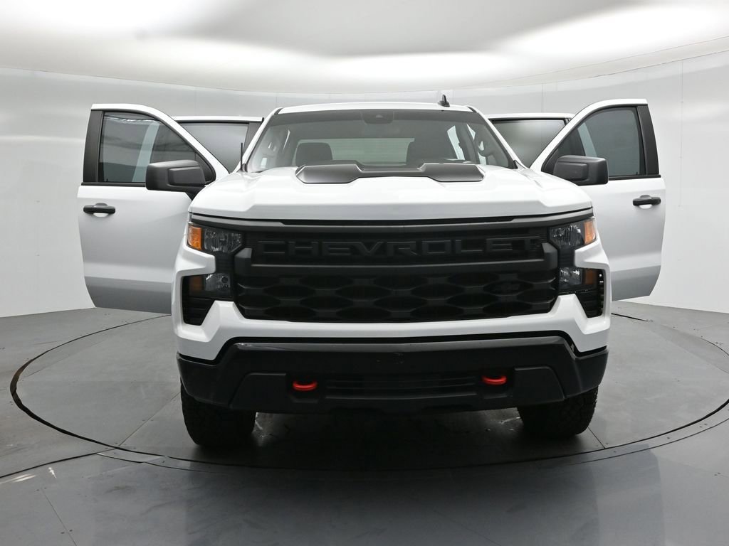 Used 2024 Chevrolet Silverado 1500 Custom Trail Boss w/ LPO, Dark Essentials Package image 32