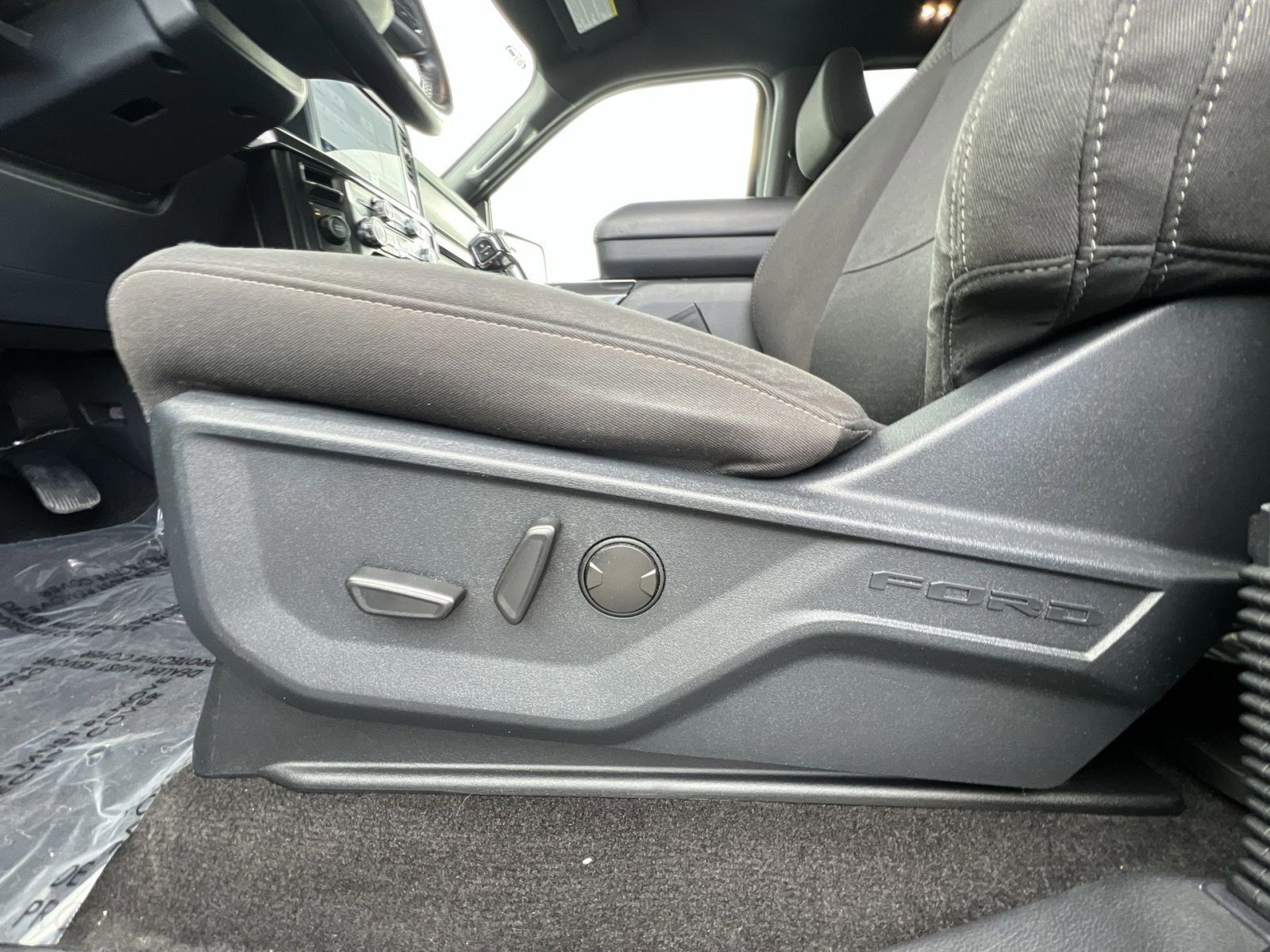 Certified 2023 Ford F150 XLT w/ Equipment Group 302A High image 14