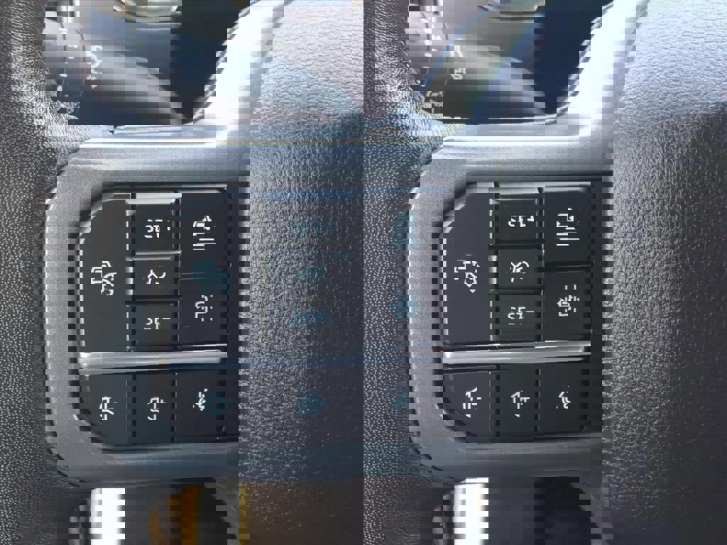 Certified 2023 Ford F150 Lariat w/ Equipment Group 502A High image 24