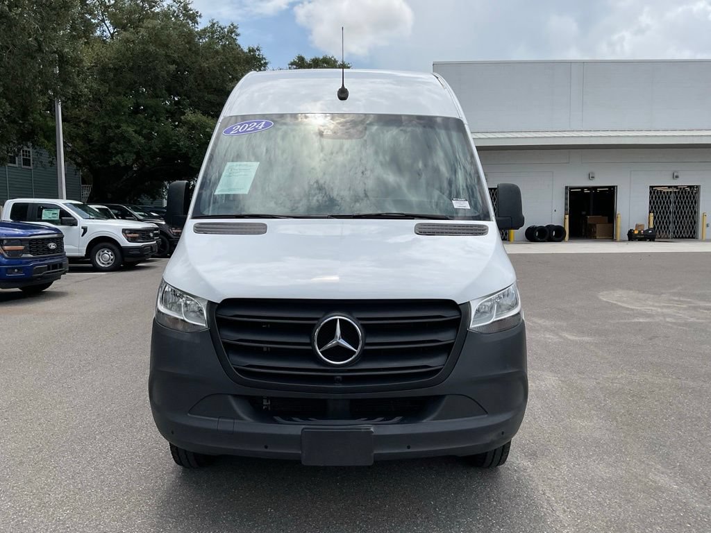 Used 2024 Mercedes-Benz Sprinter 3500 image 8