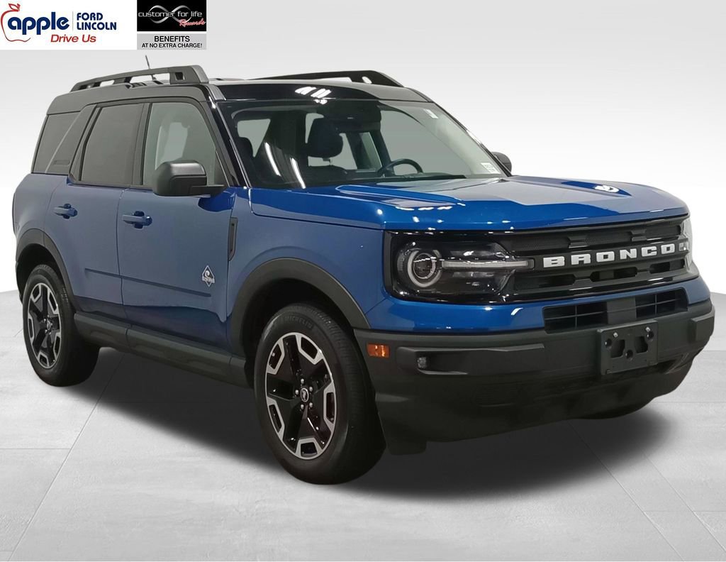 Certified 2024 Ford Bronco Sport Outer Banks w/ Tech Package AWD/4WD image 1
