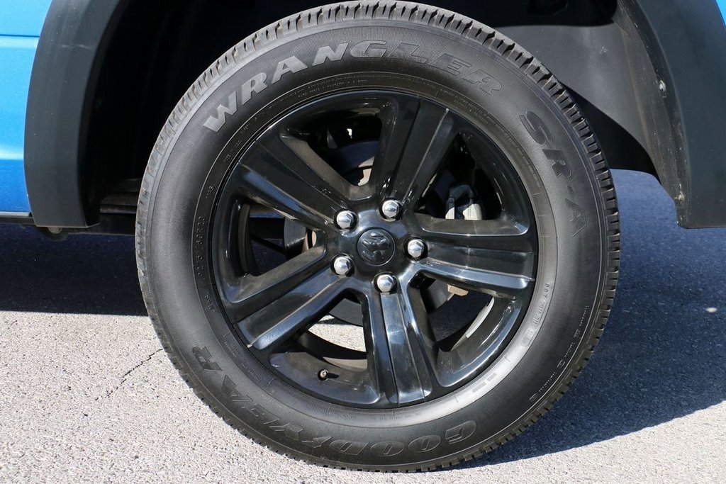 Used 2024 RAM 1500 Classic Warlock image 9