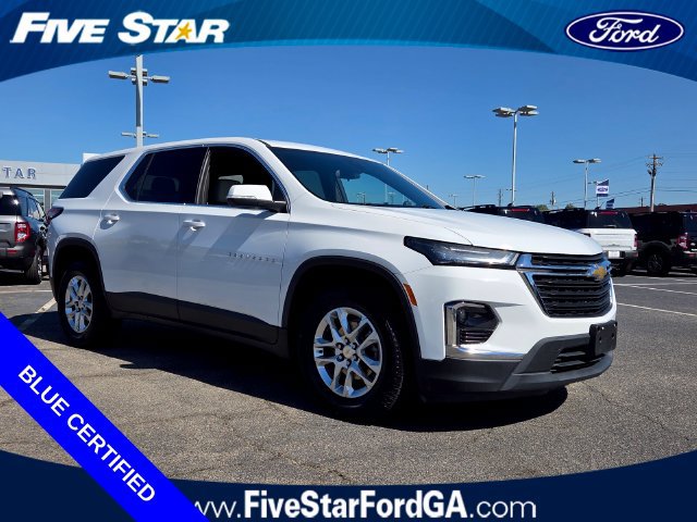 Used 2023 Chevrolet Traverse LS w/ Safety Package FWD image 1