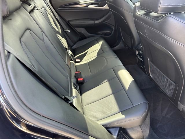 Used 2022 BMW X4 xDrive30i AWD/4WD image 11
