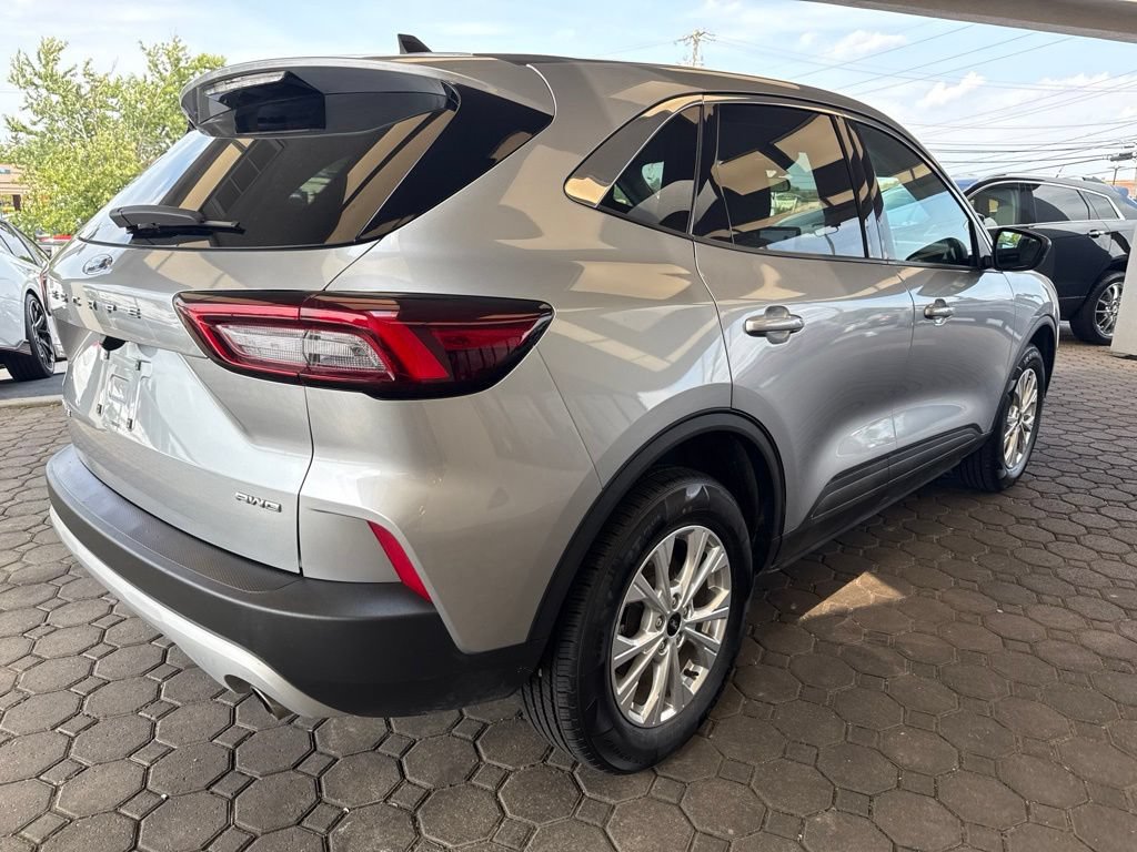 Certified 2023 Ford Escape Active AWD/4WD image 6