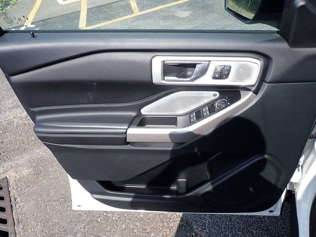 Certified 2024 Ford Explorer Limited w/ Limited Technology Package AWD/4WD image 23