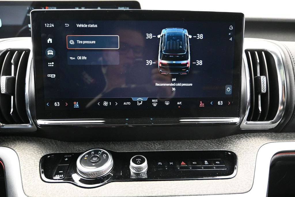Certified 2025 Ford Expedition Tremor AWD/4WD image 38
