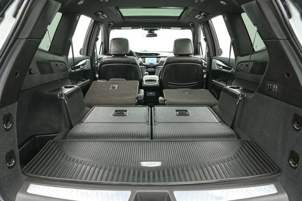 Used 2024 Cadillac XT6 Premium Luxury w/ LPO, Floor Liner Package AWD/4WD image 25