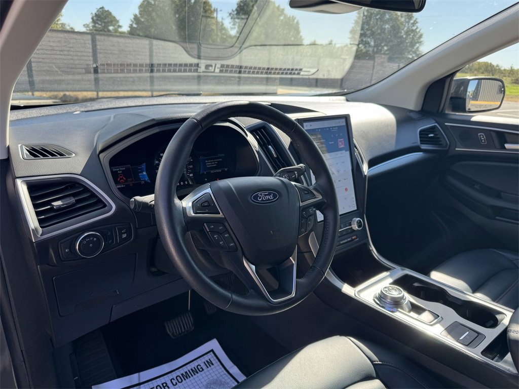 Certified 2022 Ford Edge SEL w/ Sport Appearance Package image 13