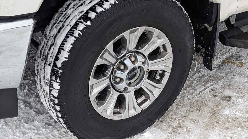 Certified 2018 Ford F250 Lariat w/ Chrome Package image 10