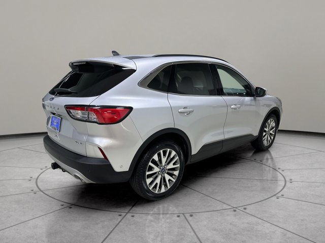 Certified 2020 Ford Escape Titanium AWD/4WD image 3