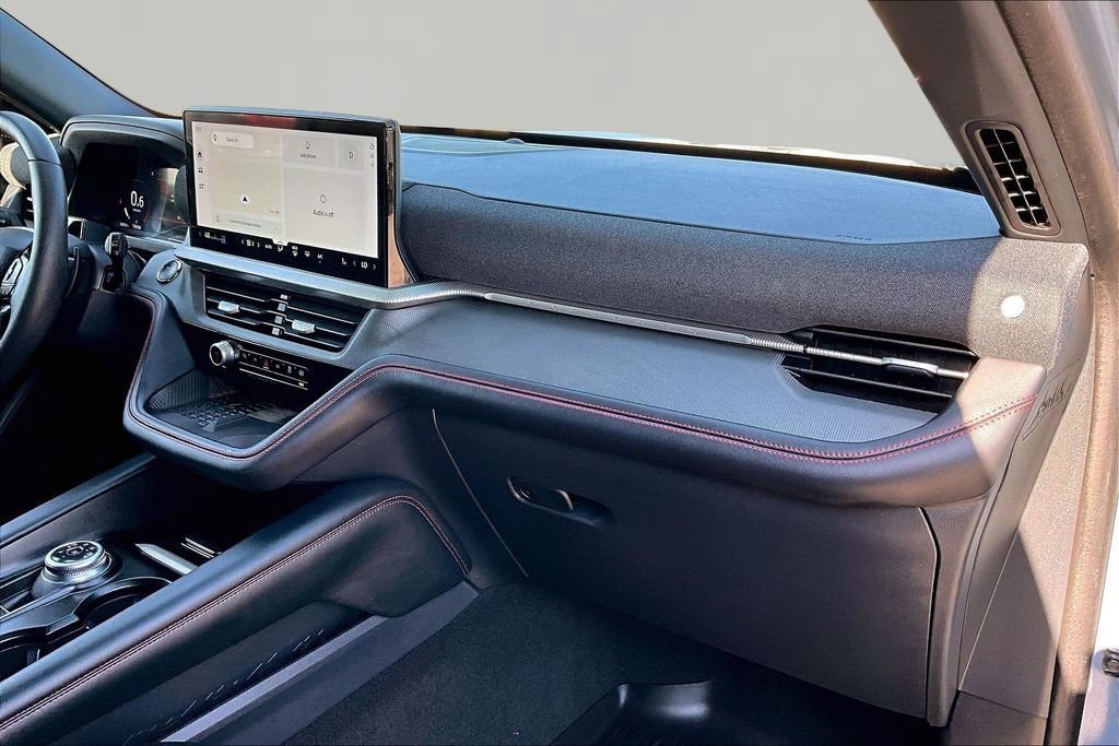Certified 2025 Ford Explorer ST AWD/4WD image 17
