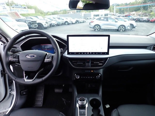 Certified 2024 Ford Escape Platinum image 19