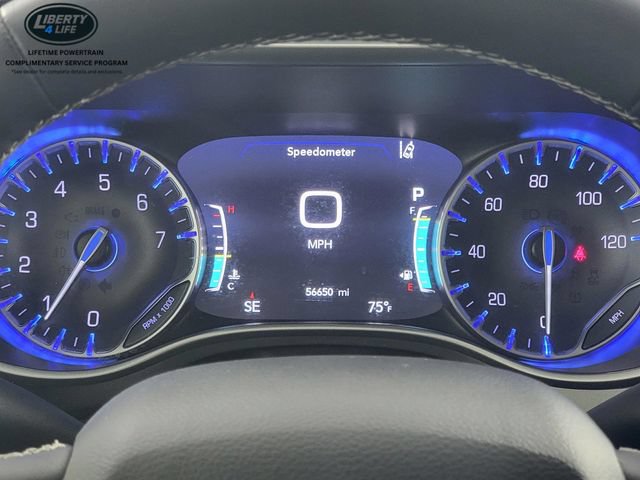 Used 2024 Chrysler Pacifica Touring-L FWD image 28