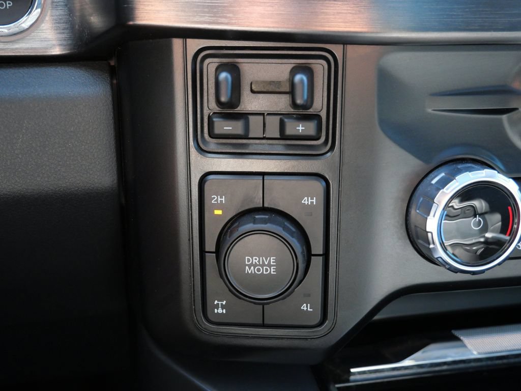 Certified 2024 Ford F350 Lariat w/ Lariat Ultimate Package AWD/4WD image 26