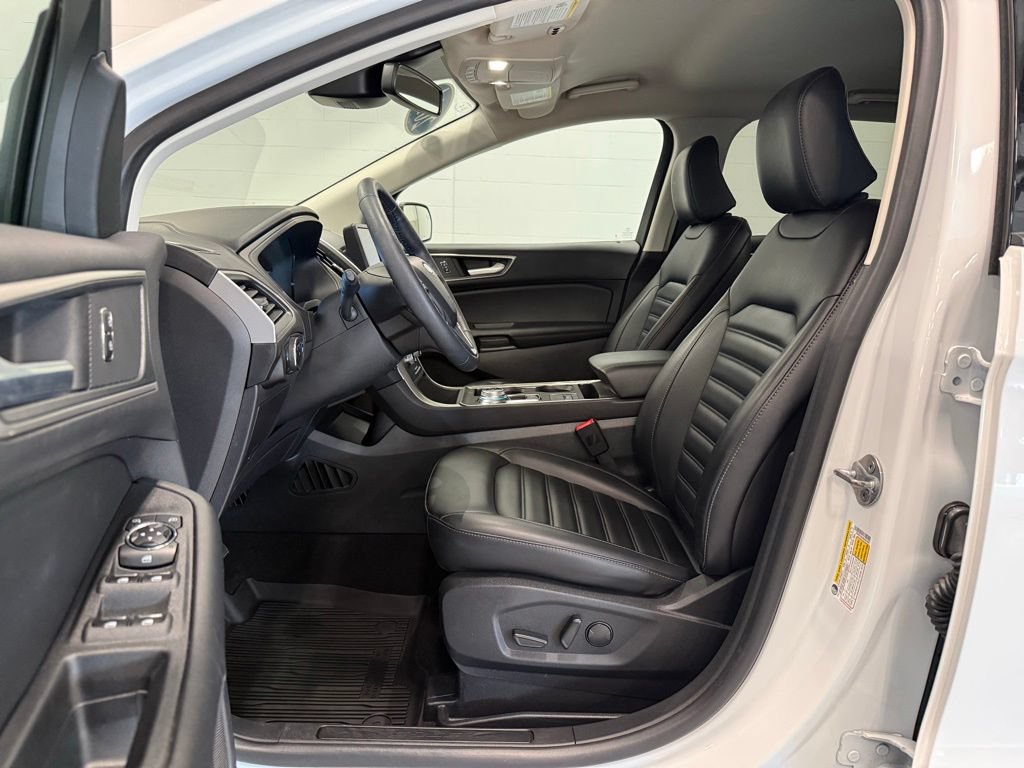 Certified 2024 Ford Edge SEL w/ Convenience Package AWD/4WD image 18
