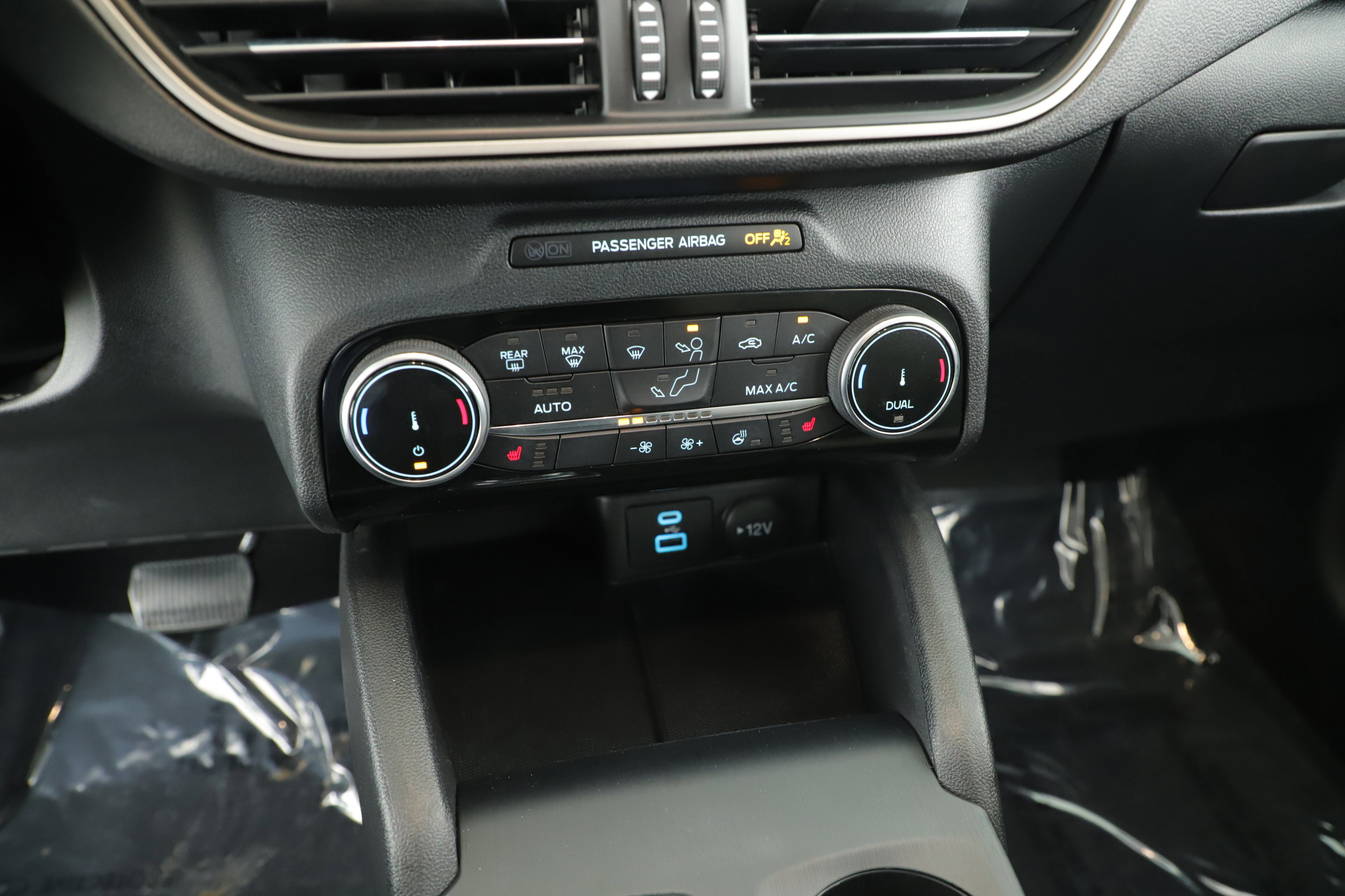 Certified 2022 Ford Escape SE w/ Convenience Package image 15