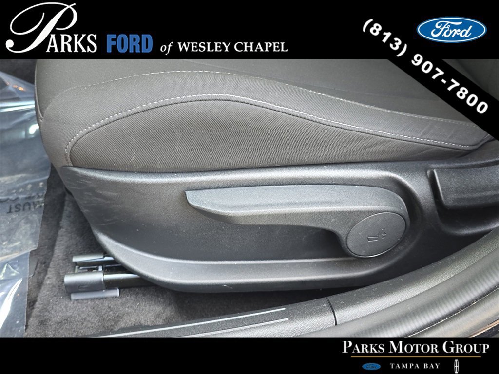 Used 2023 Hyundai Elantra SEL image 17
