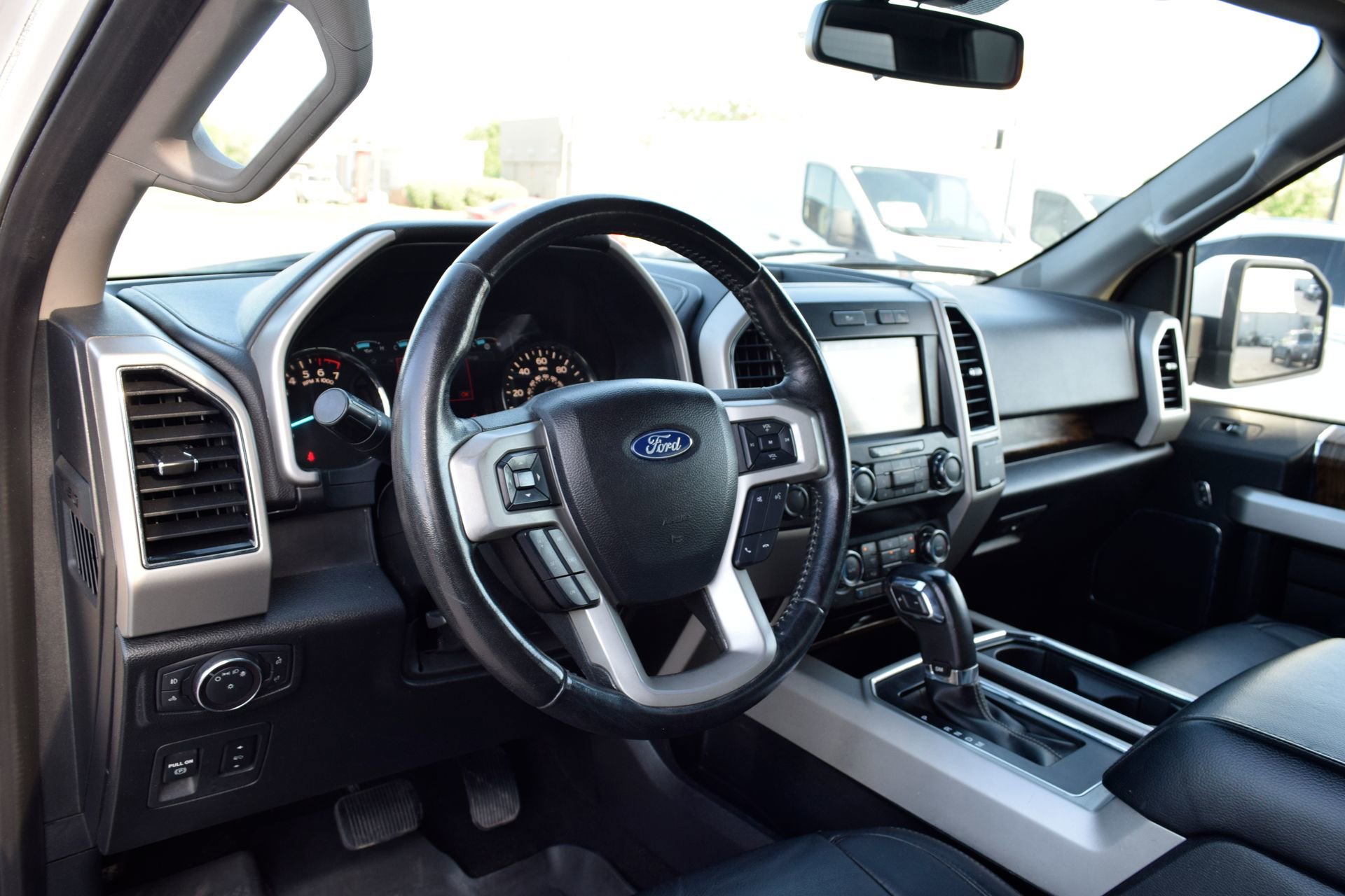 Certified 2019 Ford F150 Lariat AWD/4WD image 17
