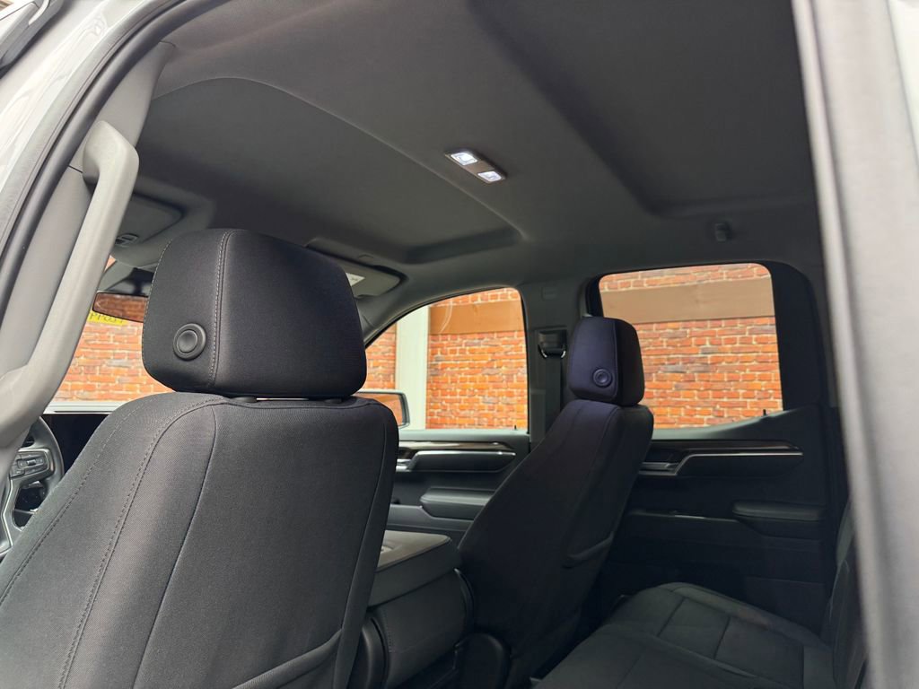 Used 2024 Chevrolet Silverado 1500 LT image 27