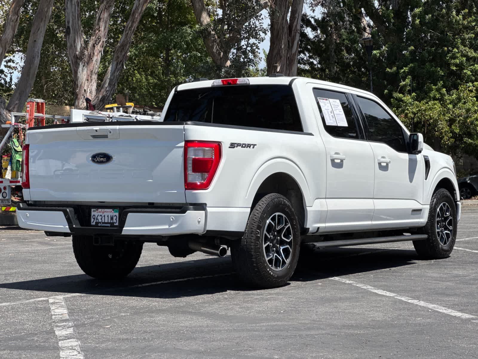 Certified 2022 Ford F150 Lariat w/ Equipment Group 502A High RWD image 2