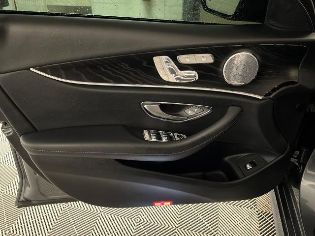 Used 2018 Mercedes-Benz E 300 E 300 image 15