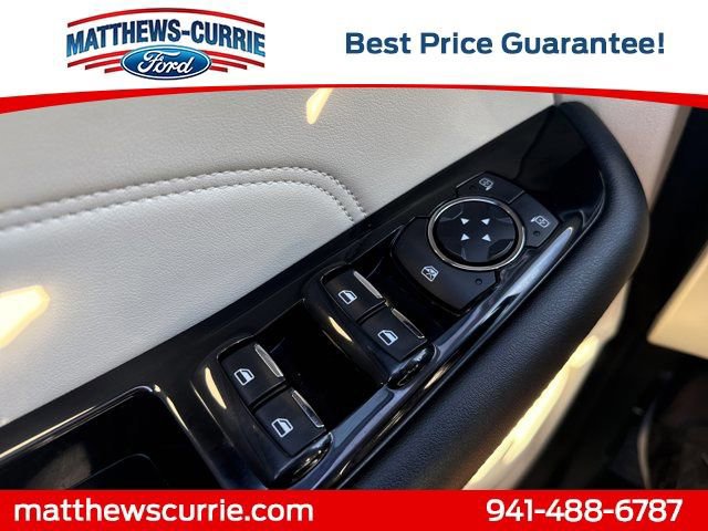 Certified 2018 Ford Edge Titanium w/ Equipment Group 301A image 27