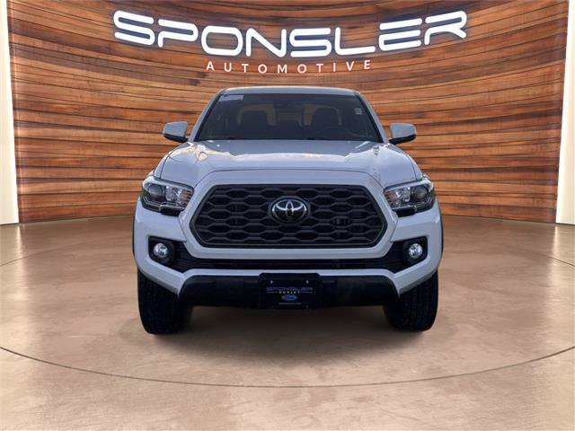 Used 2022 Toyota Tacoma TRD Off-Road w/ Technology Package AWD/4WD image 11