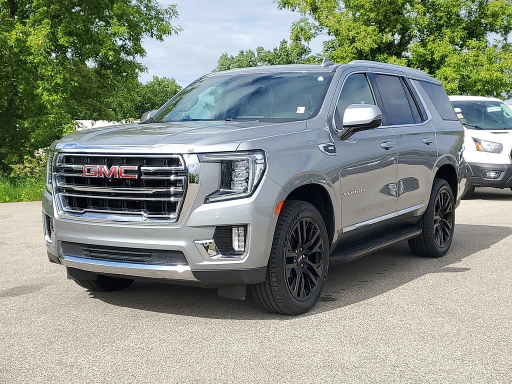 Used 2023 GMC Yukon SLT w/ SLT Premium Package AWD/4WD image 2