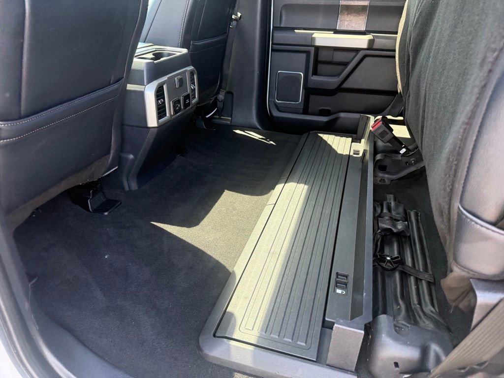 Certified 2022 Ford F450 Lariat w/ Lariat Ultimate Package AWD/4WD image 24