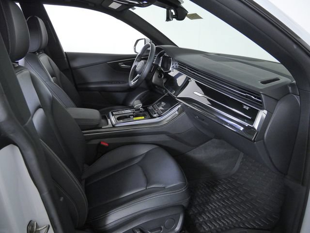 Used 2021 Audi Q8 Premium AWD/4WD image 12