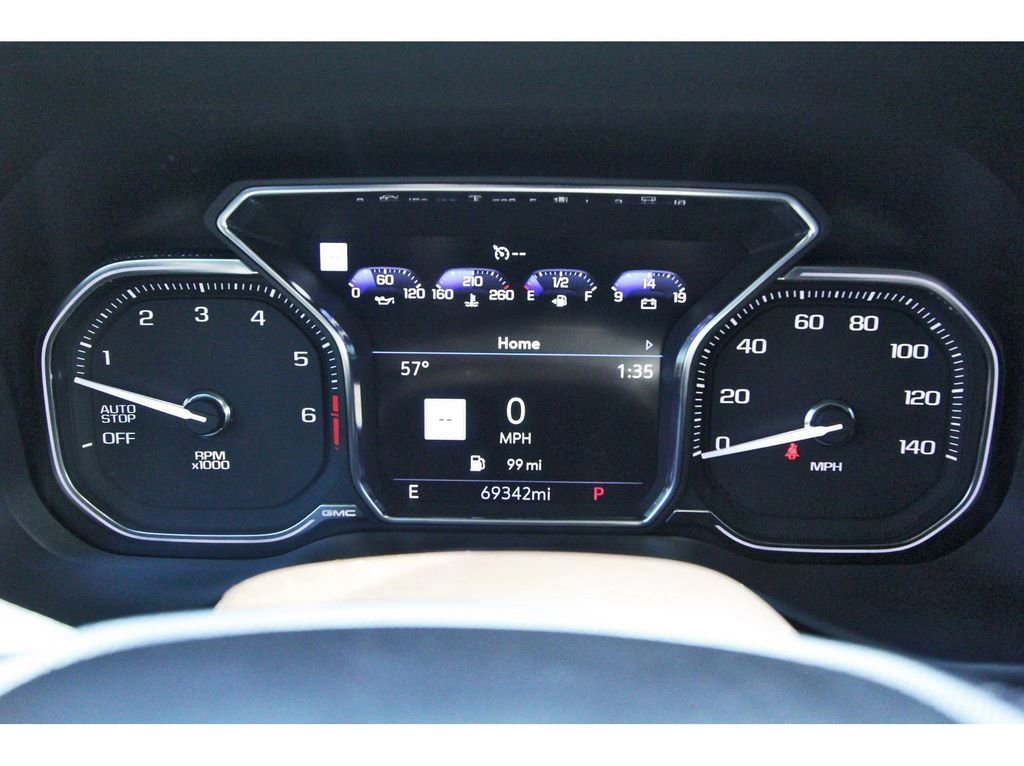 Used 2021 GMC Yukon XL Denali w/ Denali Premium Package image 16