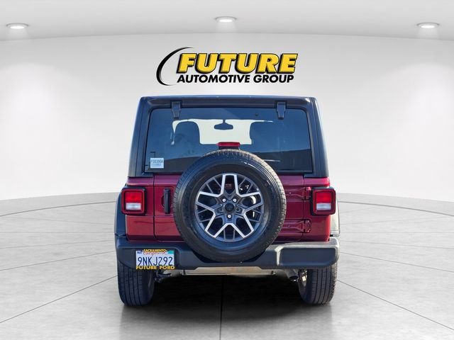 Used 2022 Jeep Wrangler Unlimited Sport AWD/4WD image 5